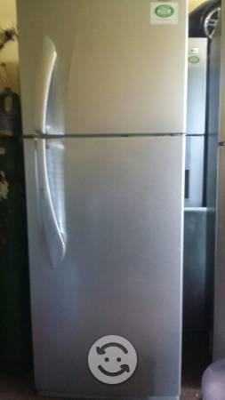 Refrigerador grande 16 pies marca Lg