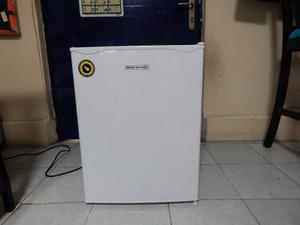 Frigobar Mayware Bc-68 Servibar Refrigerador Congelador 2 P3
