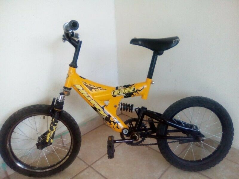 bicicleta huffy rock creek r24