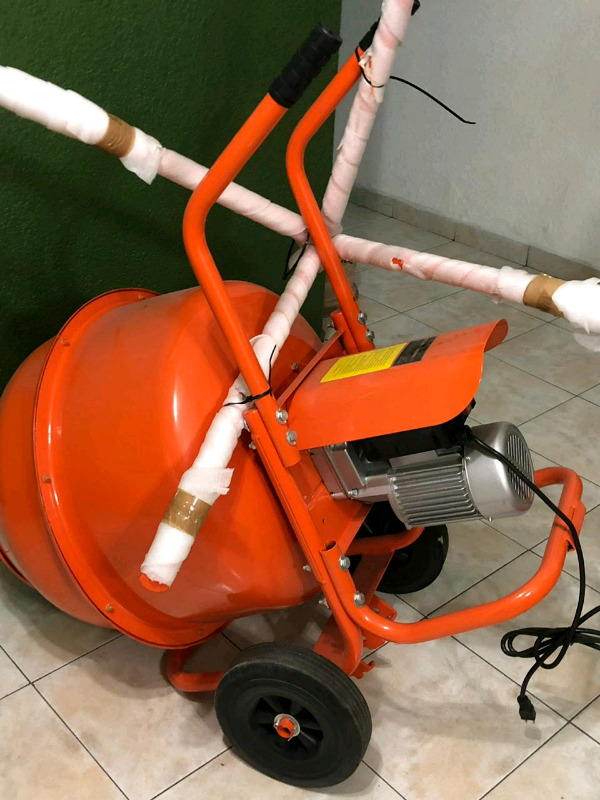 Se vende revolvedora de medio saco electrica 🥇 | Posot Class