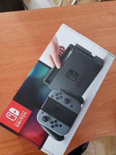 Nintendo Switch Con Todos Los Accesorios, Funda Y Videojuego