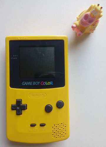 Consola Portátil Game Boy Color Amarilla Gbc Garantizada