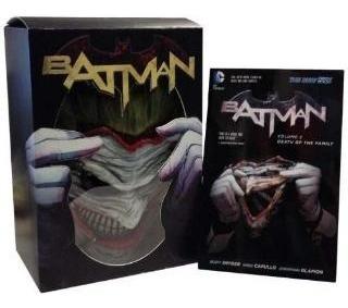 Comic De Batman: Death Of The Family Book And Joker Mask Set