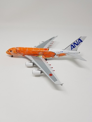 Ana A380, Naranja, Phoenix,  Mat: Ja383a, New Livery