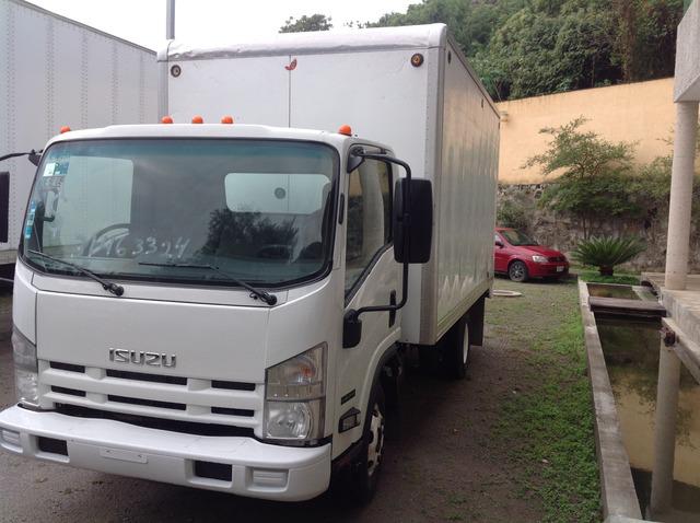 Isuzu elf 2010