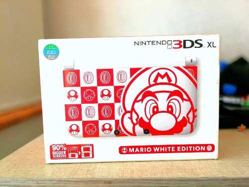 Nintendo 3ds Xl Mario White Edition.