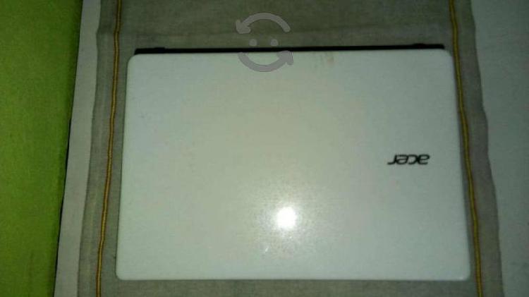 Laptop Acer Aspire E1 432 C661
