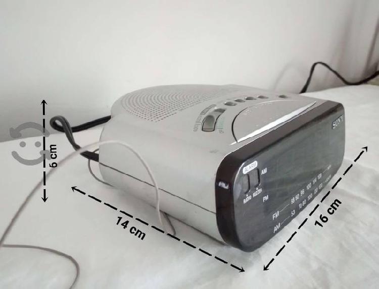 Radio Reloj Despertador Sony Eléctrico Mod. IFC-C2