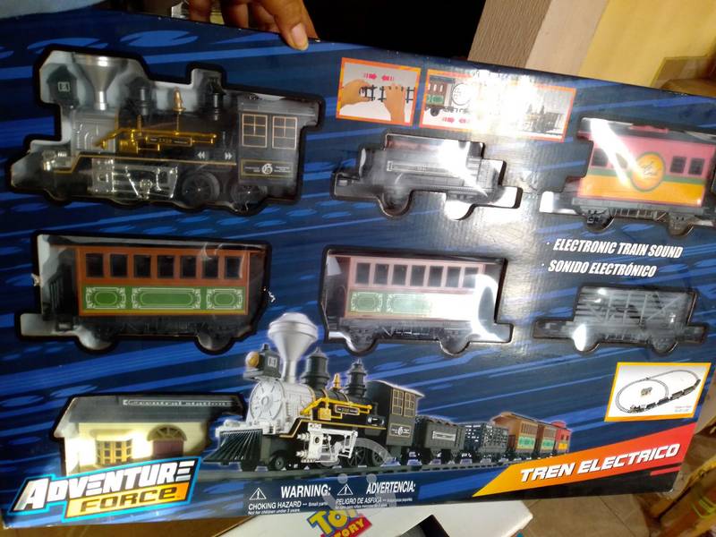 tren electrico adventure force