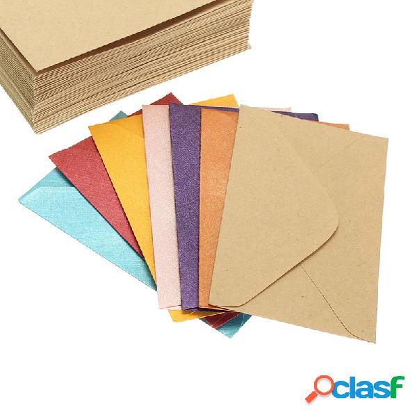 50pcs Pequeños mini sobres de papel en blanco coloridos de