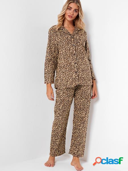 Conjunto de pijama de leopardo amarillo con mangas largas y