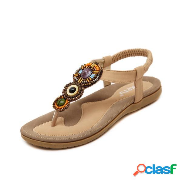 Sandalias bohemias planas con cuentas