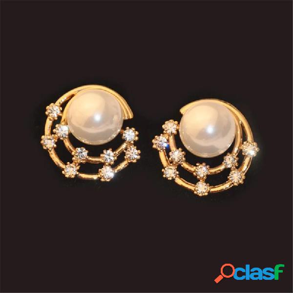 Sweet Ear Stud Earrings Starry Sky Rhinestone Moon en forma