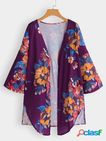 Talla grande con estampado floral en color púrpura kimono