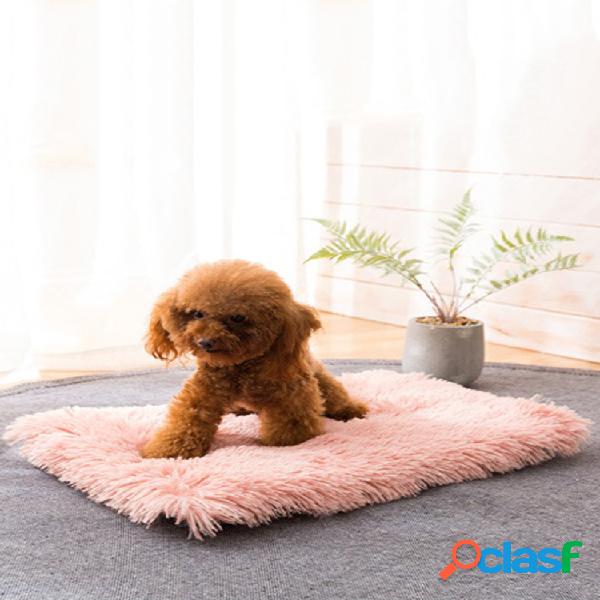 Alfombrilla de dormir para mascotas de felpa larga de 4