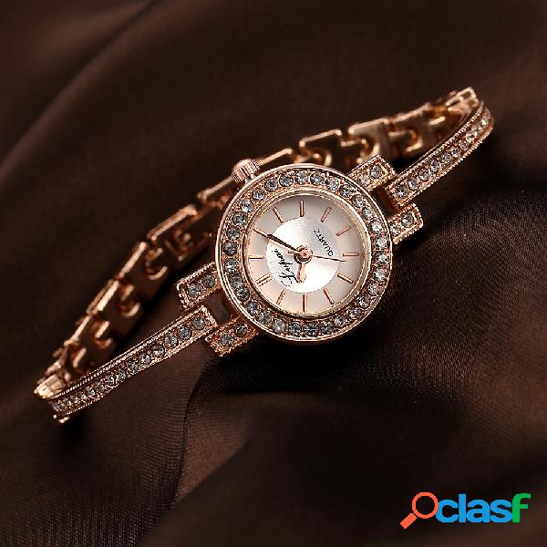 Estilo de moda de cristal Mujer reloj de pulsera elegante