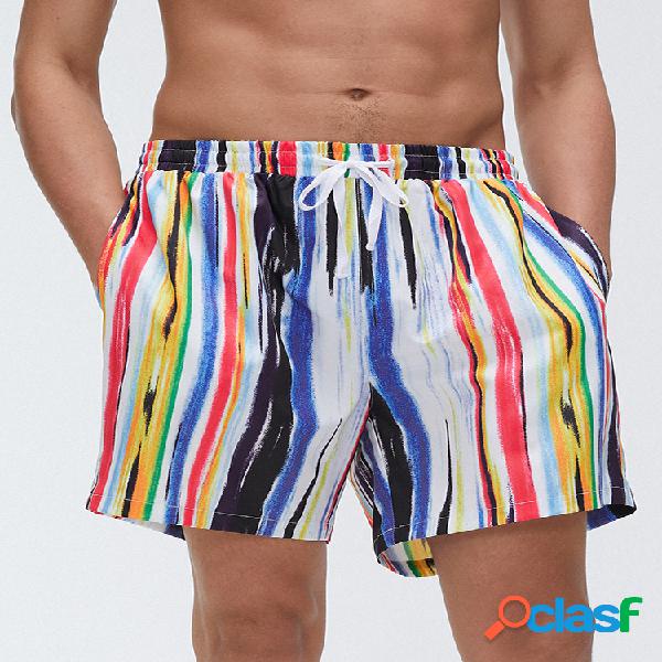 Pantalones cortos de rayas de graffiti multicolor para