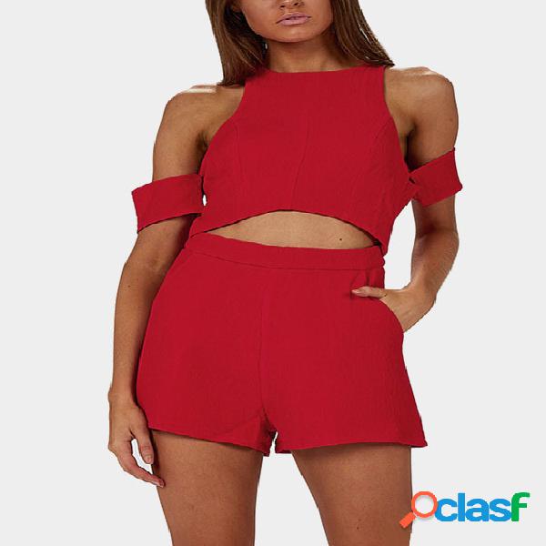 Traje de recorte de hombro frío en rojo