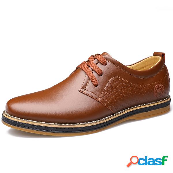 Calzado casual de hombre color cuero antideslizante