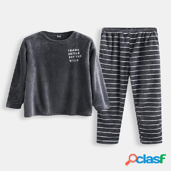 Conjunto de pijama de franela a rayas gruesas para hombre O