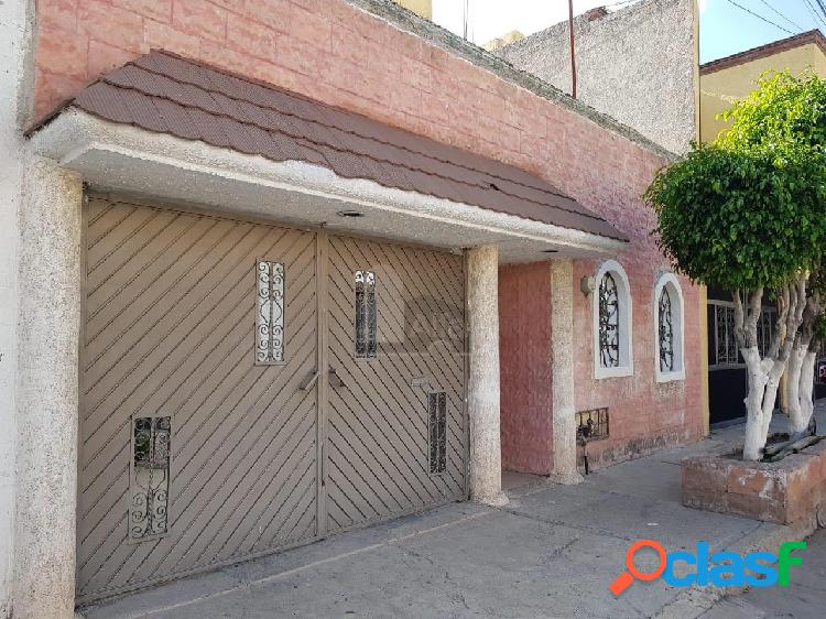 Casa sola en venta en Villa de las Flores, León, Guanajuato