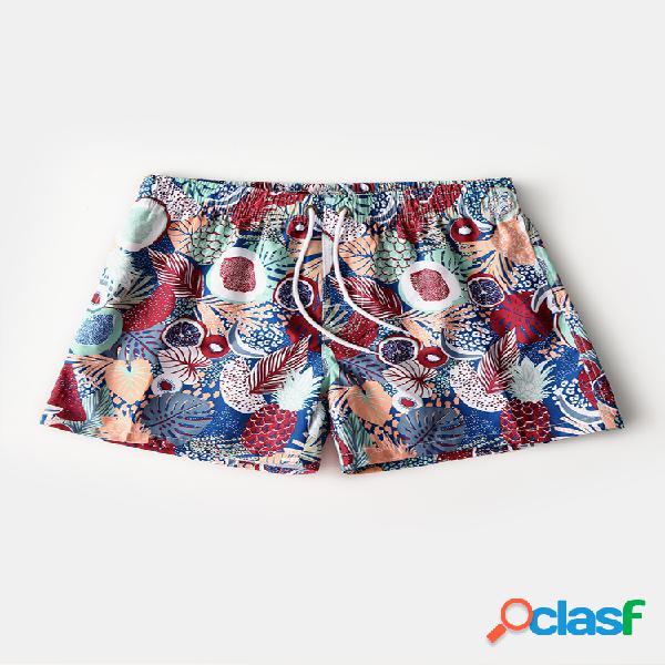 Divertidos dibujos animados y estampado de piñas