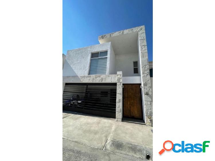 Se vende casa en Portal Del Valle remodelada en Ramos Arizpe