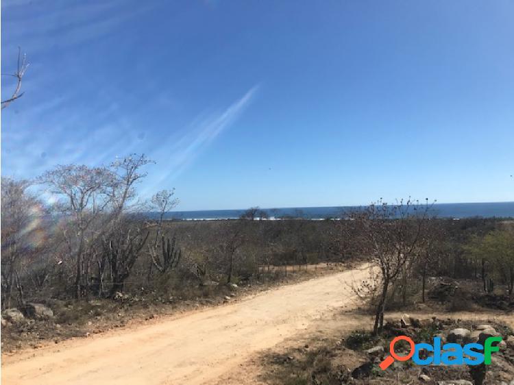 Tierra Blanca / 1 hectarea / 1km de la playa / Vista al mar