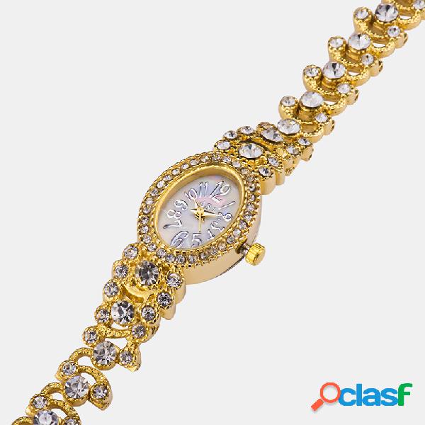 Trendy Exquisite Mujer Reloj de pulsera de aleación fina