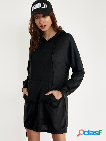 Mini vestido con capucha de gran tamaño negro
