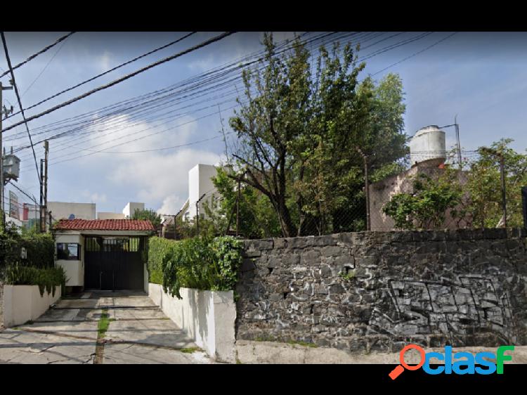 Gran venta de casa en Pueblo Nuevo Bajo