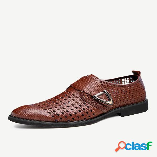 Zapatos de cuero de cuero de negocios huecos para hombres
