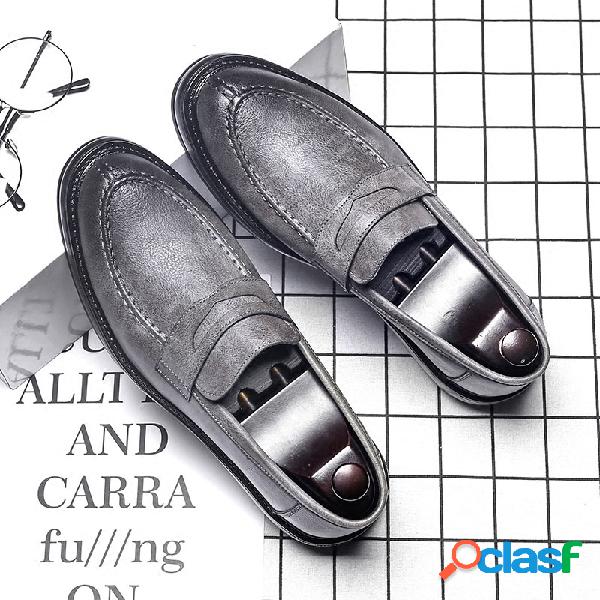 Mocasines de cuero con cordones y bajos estilo inglés de