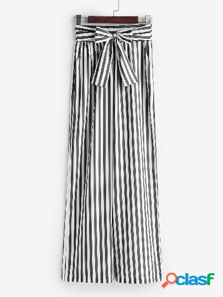 Pantalones de pierna ancha de tirantes blancos con rayas