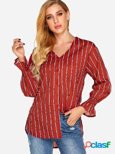 Red Slit Design Stripe con cuello en V Bell Sleeves Shirts