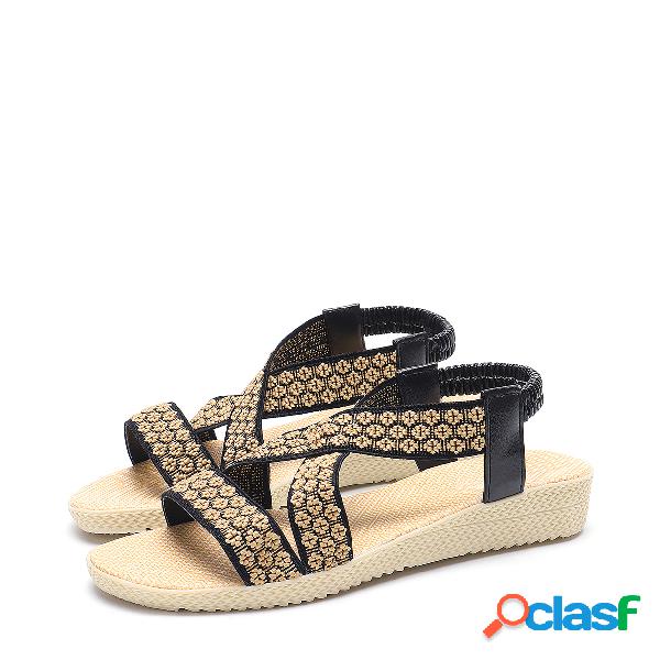 Sandalias planas de punto negro Boho