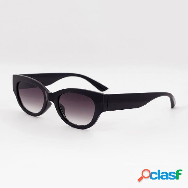 Mujer Gafas de sol de protección de forma clásica de moda