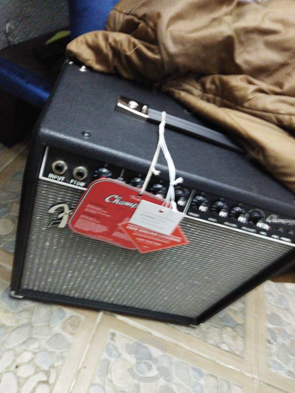 Amplificador Fender champion 40w
