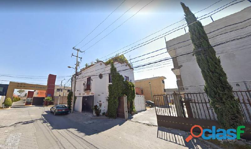 Casa 3 recámaras cochera Fracc Villas Viveros Puebla