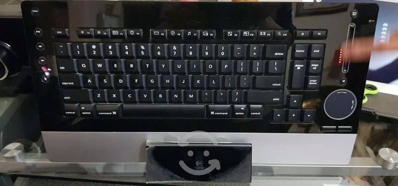 teclado logitech Bluetooth