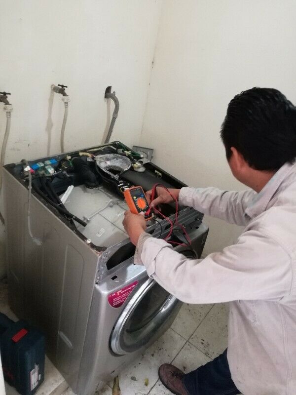 Lavadoras/centros de lavado-secadoras. Servicio general.