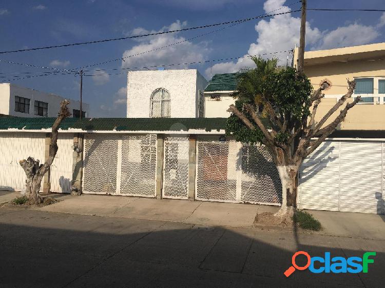 Casa en Renta en León, Moderno León, Gto.oficinas o