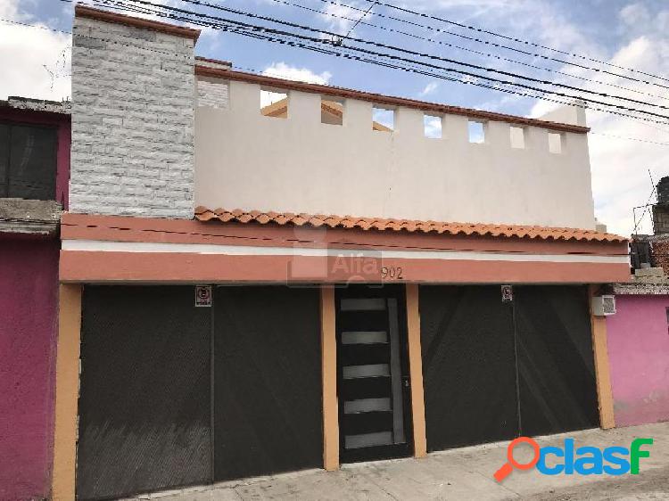 Casa sola en venta en Ocho Cedros, Toluca, México