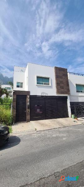 Casa sola en venta en Cumbres Elite, Monterrey, Nuevo León