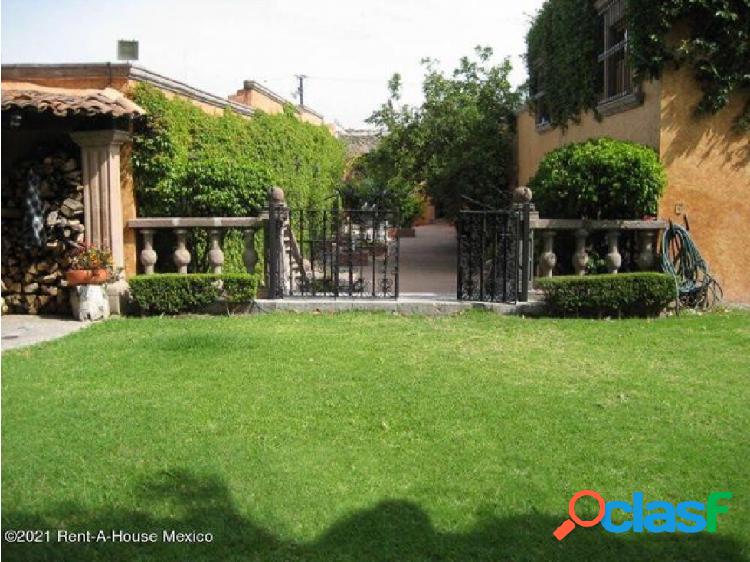 QH5 638 Hermosa Casa Colonial en el Centro de Querétaro