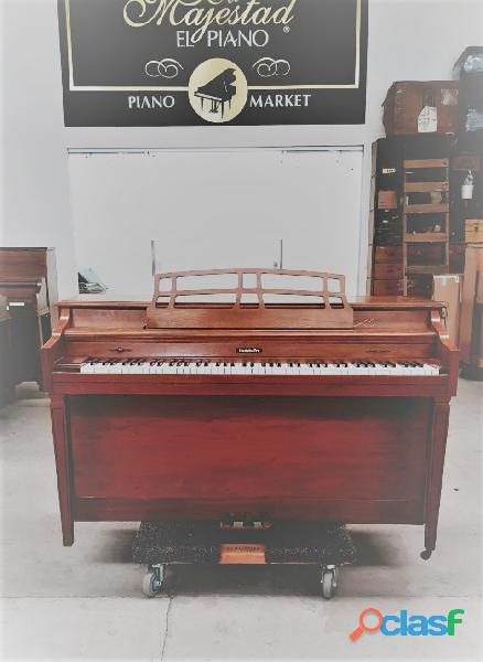 Piano BALDWIN Console de Cincinnati.