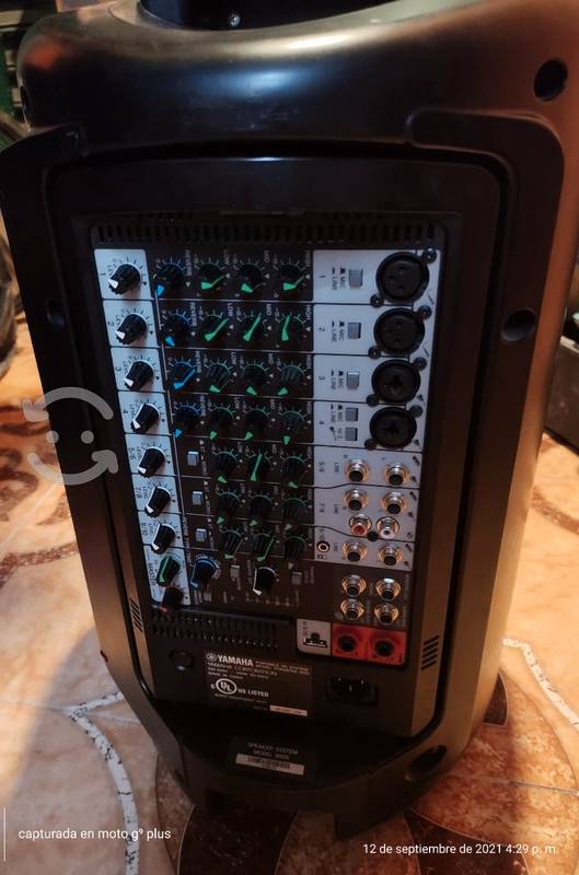 sistema de audio profesional Yamaha stagepas 600