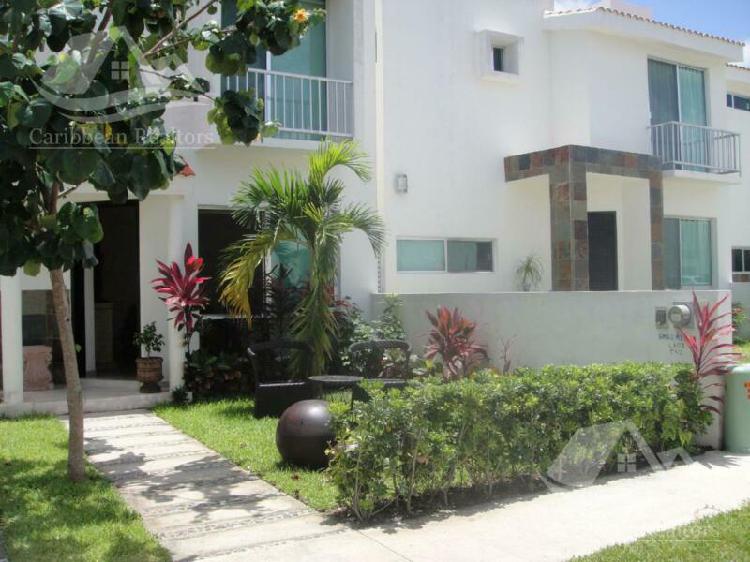 Casa en Venta y Renta en Cancun Sm 50 La Calma