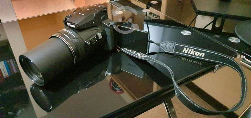 Camara Nikon P900