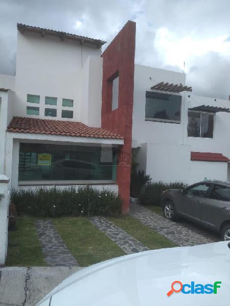 Casa sola en venta y/o en renta Punta Altozano, Morelia.